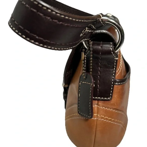 Coach F10909 SMALL Vintage British Tan & Brown Soho Leather Shoulder Bag read - Picture 12 of 16